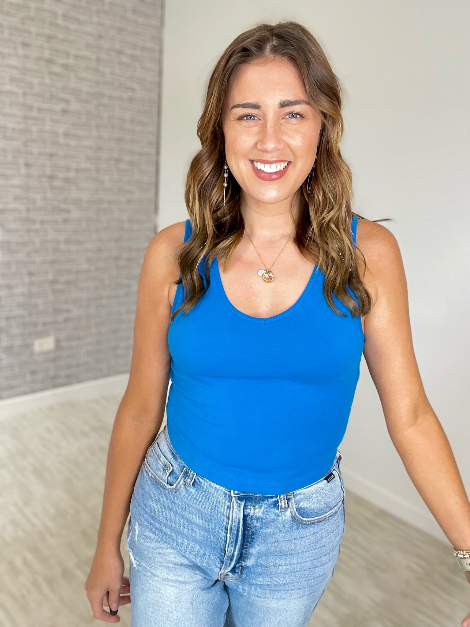 Short Story Cropped Cami Top - Ocean Blue