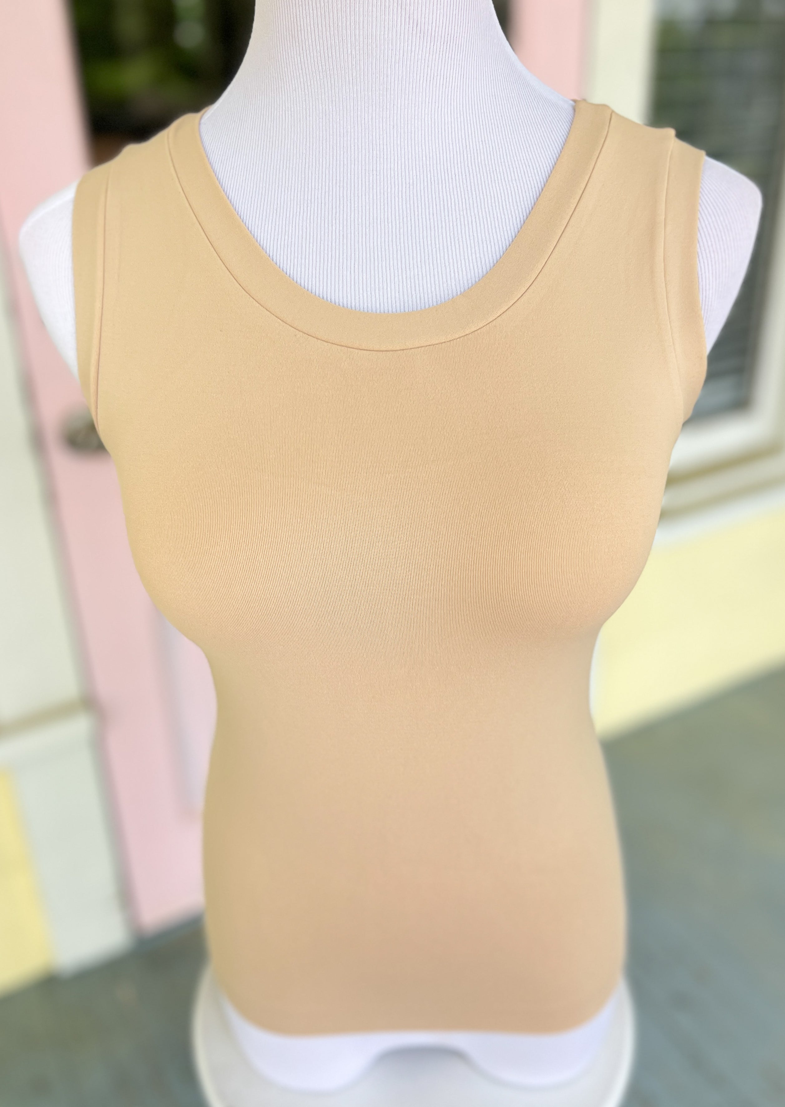 Reversible High-Low Neckline Seamless Tank- Nude
