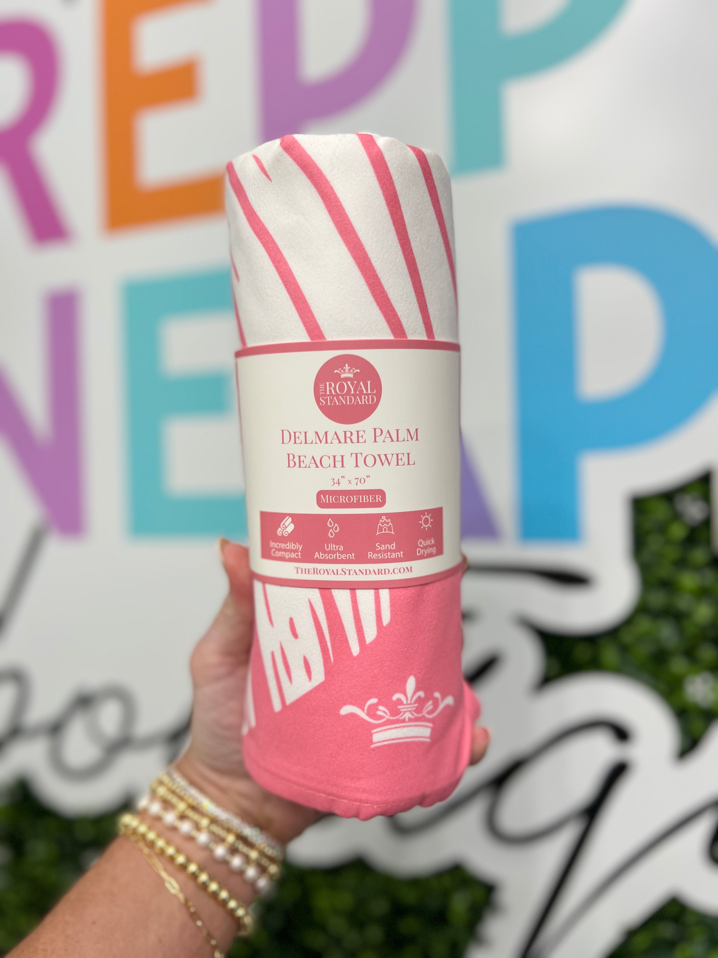 Microfiber Beach Towel -Delmare Palm Pink