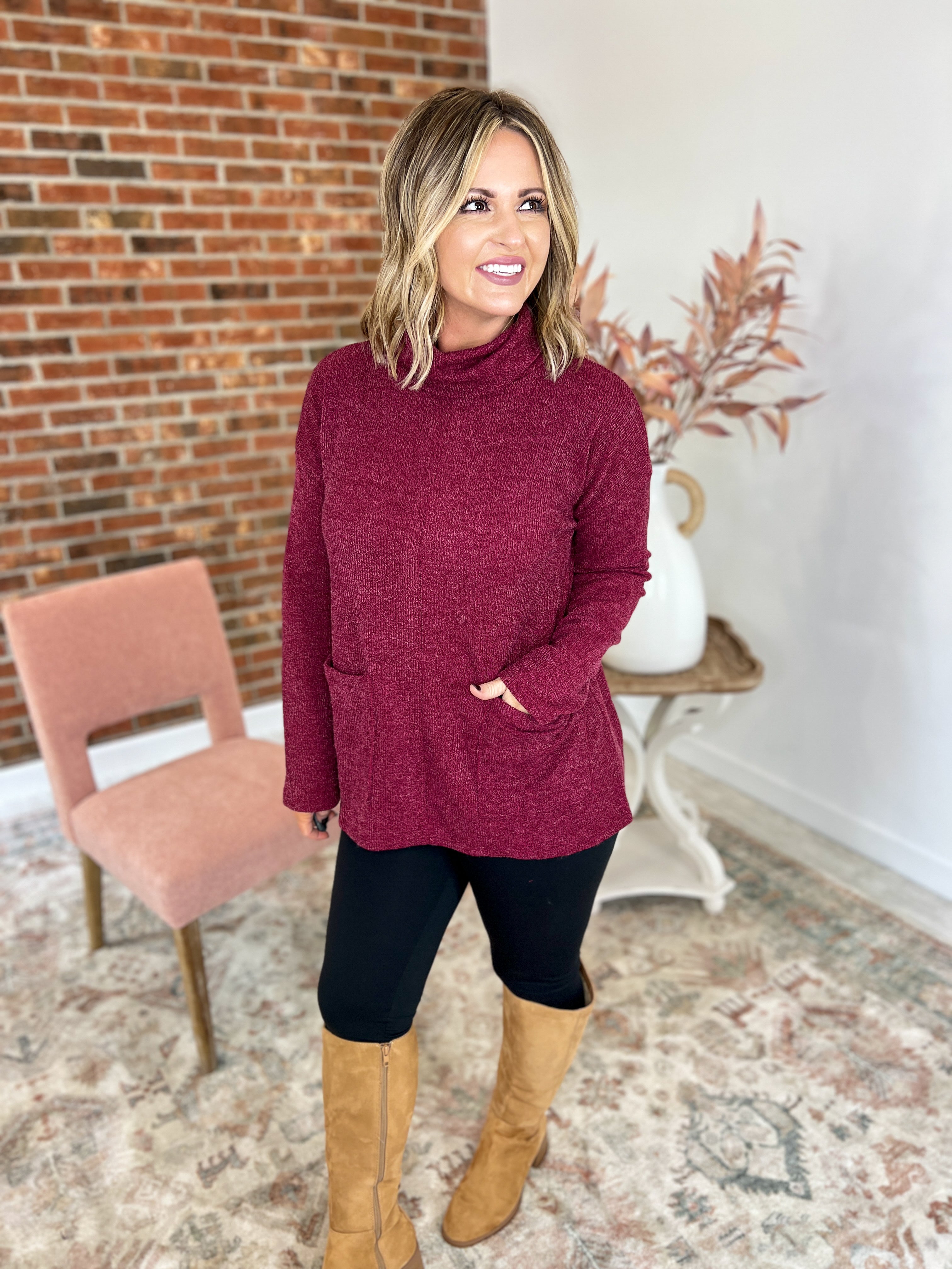 So Simple Piper Ribbed Top - Wine