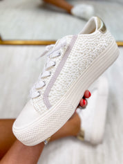 Vintage Havana- Amaze Pearl Stud Sneakers