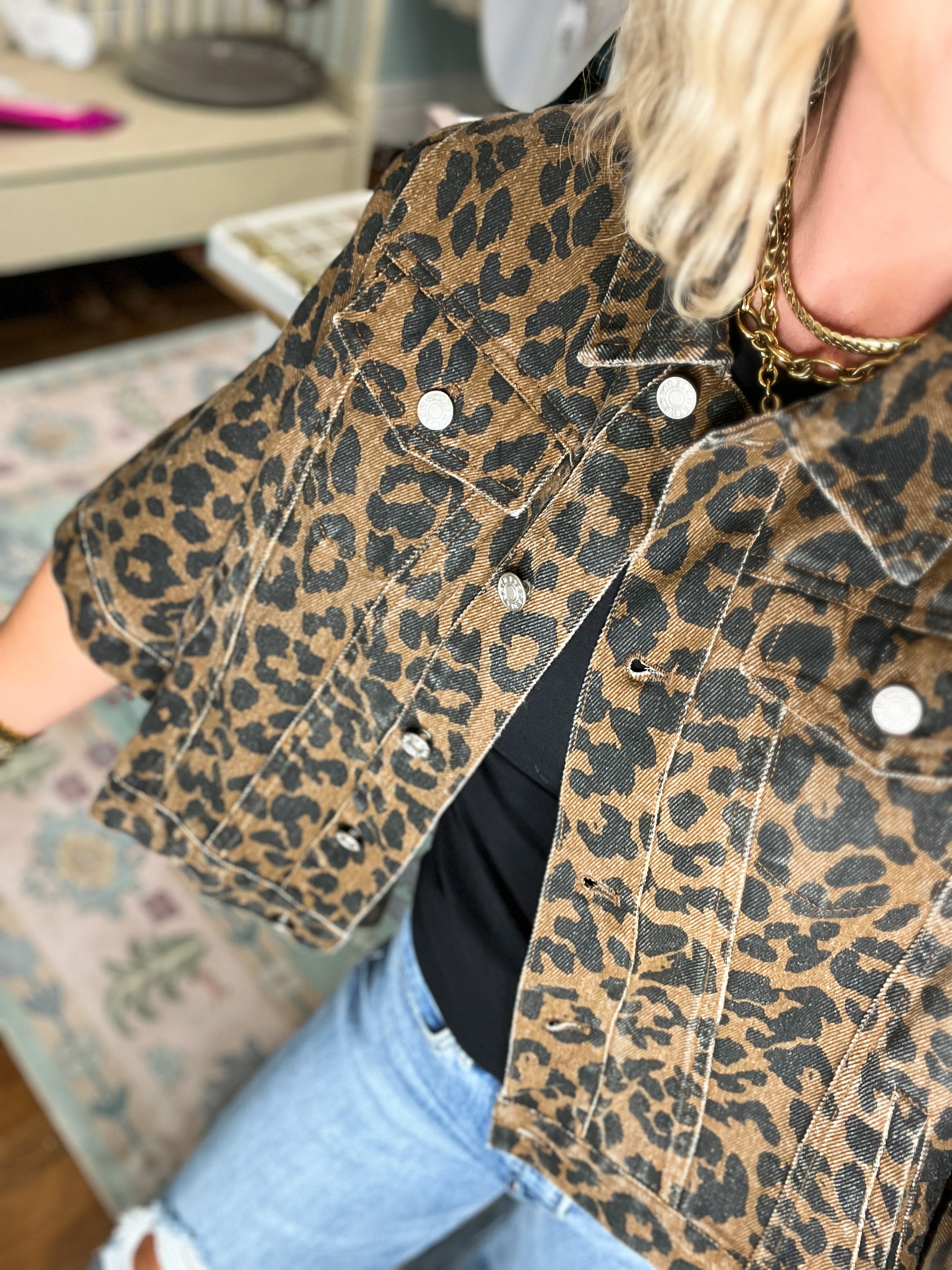 Scene Stealer Poncho Jacket - Brown Leopard
