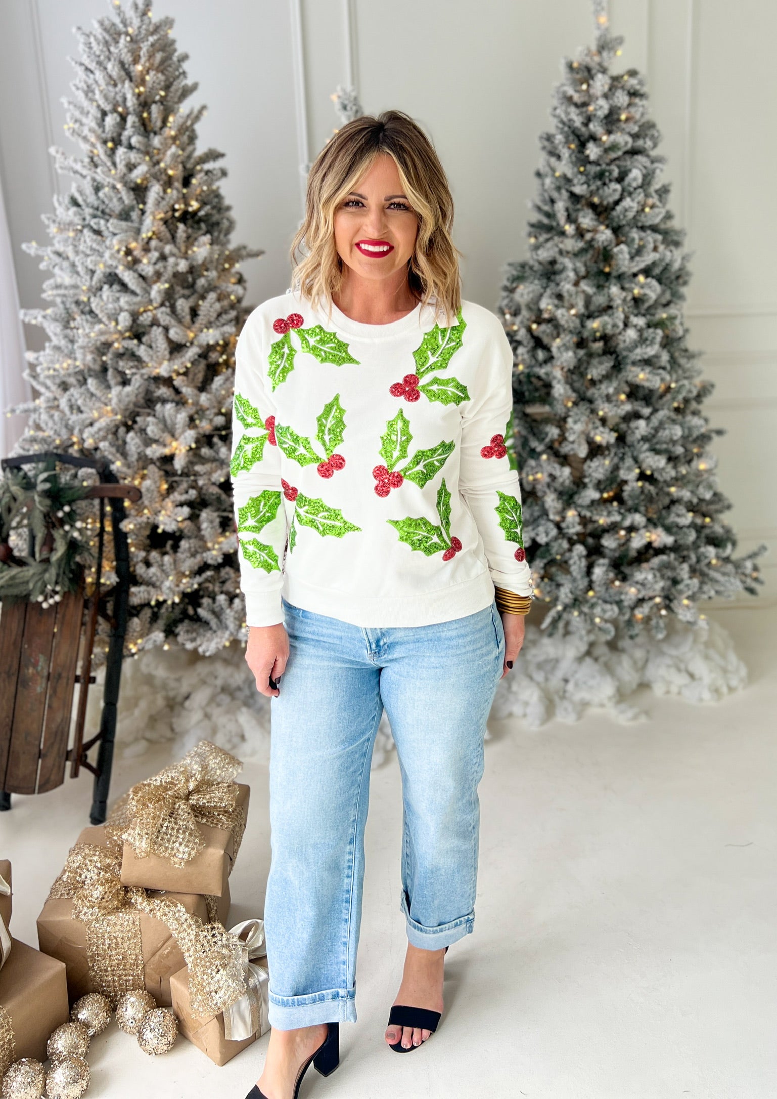 Head to Mistletoe Long Sleeve Top