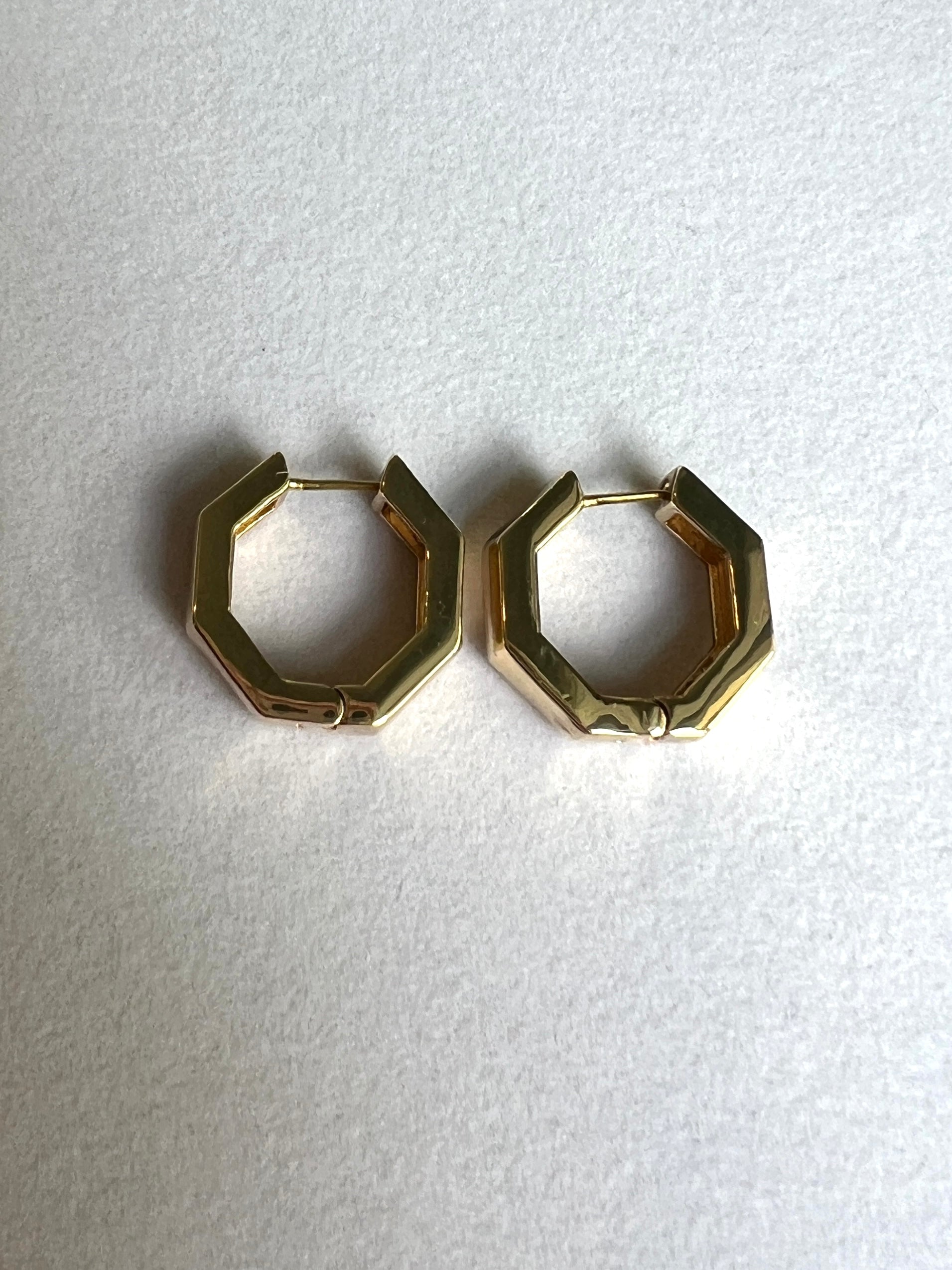 Octagon Huggie Hoops - Gold