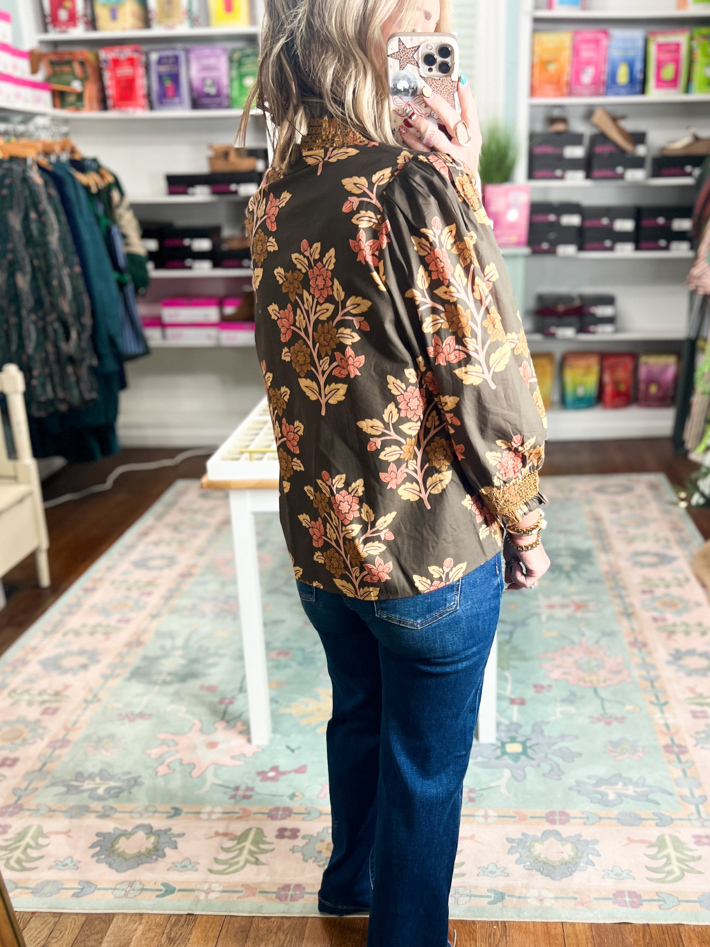 Golden Opportunity Floral Top - Mocha
