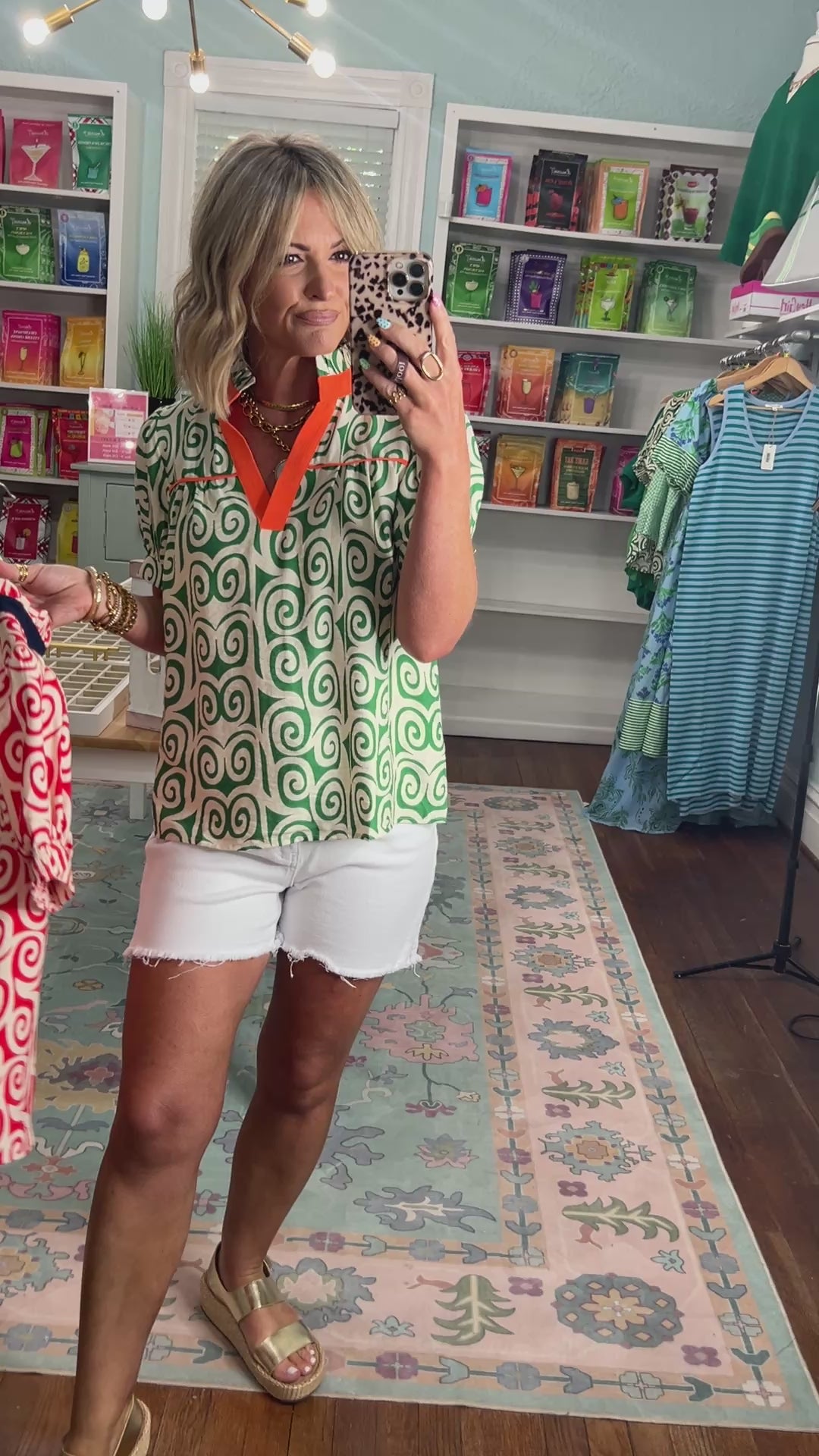Getting Close Swirl Print Top - Green